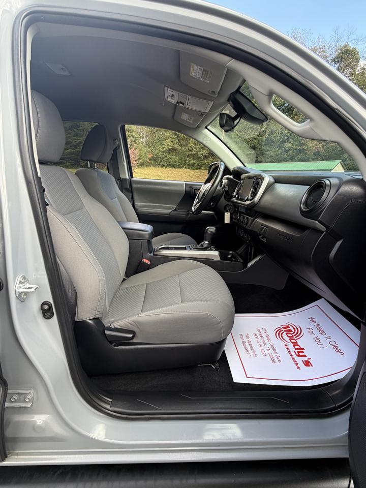 Toyota Tacoma 4WD Access Cab V6 AT SR5 (Natl) 2021