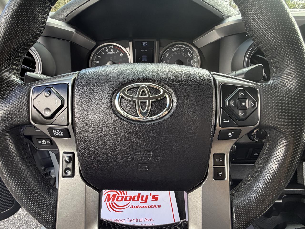 Toyota Tacoma 4WD Access Cab V6 AT SR5 (Natl) 2021