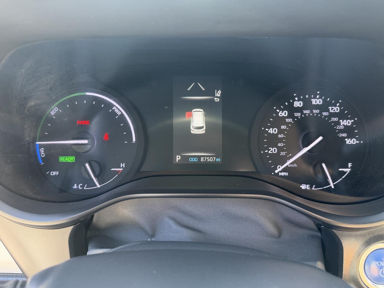 Toyota Sienna XLE 7-Passenger 2023