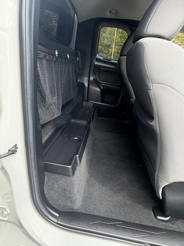 Toyota Tacoma SR5 Access Cab I4 6AT 2WD 2021