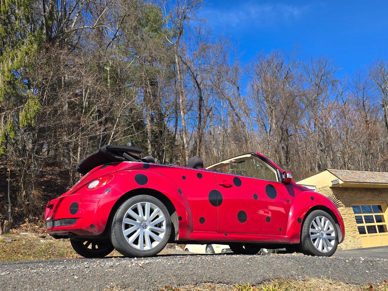 Volkswagen New Beetle SE Convertible 2009