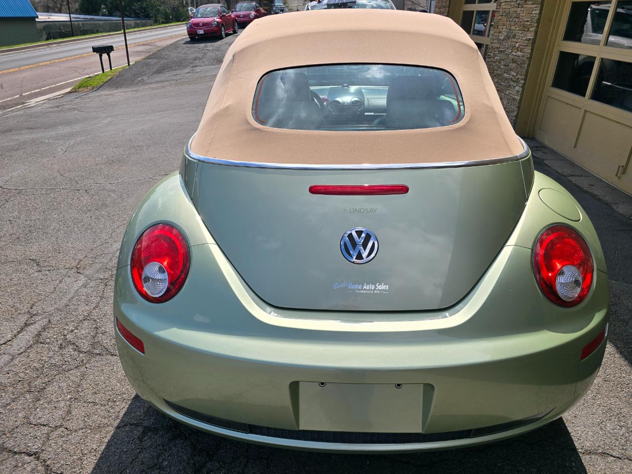 Volkswagen New Beetle S Convertible 2008