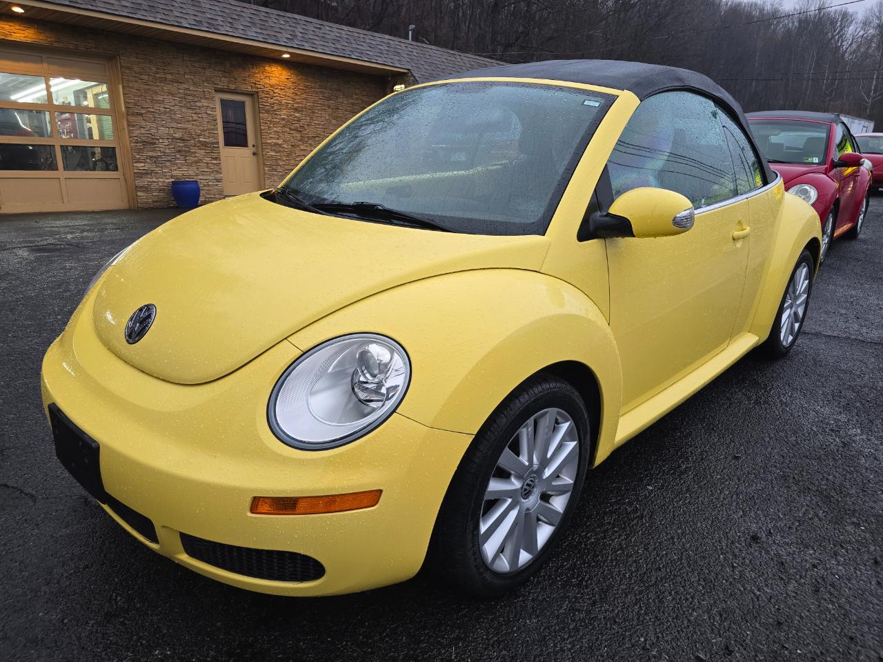 Volkswagen New Beetle SE Convertible 2008