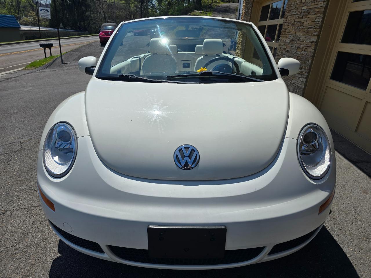 Volkswagen New Beetle  2007
