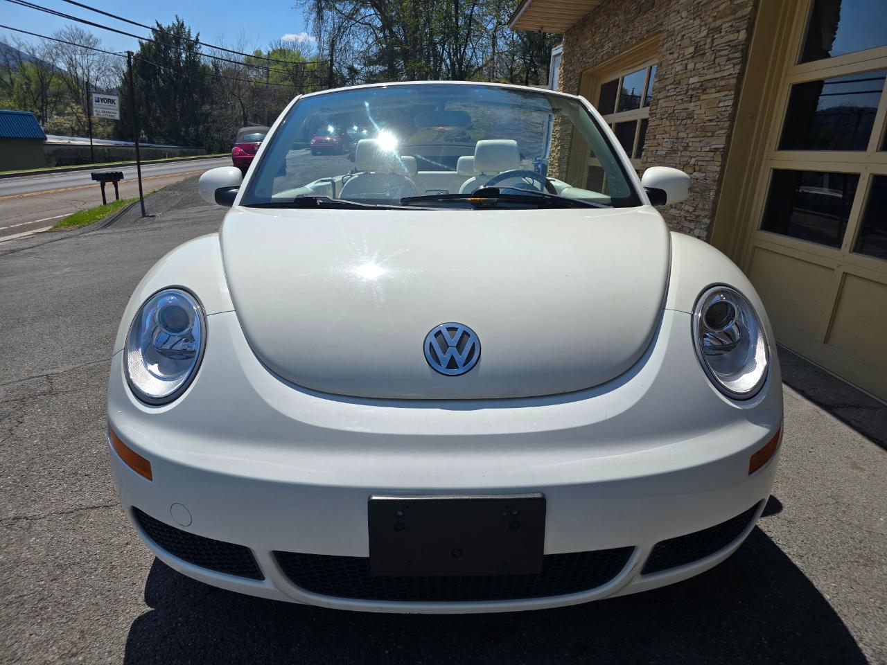 Volkswagen New Beetle  2007