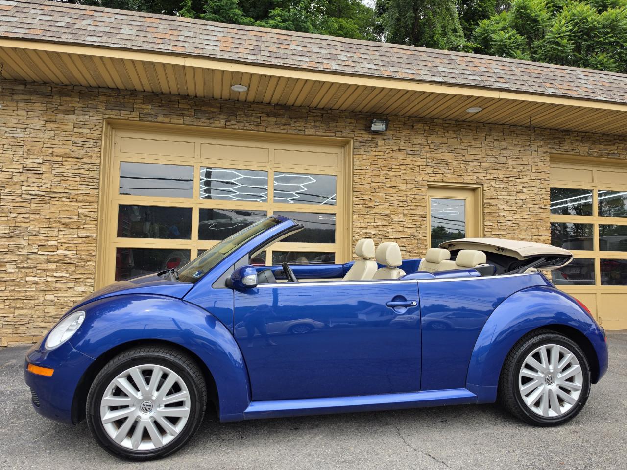 Volkswagen New Beetle S Convertible 2008