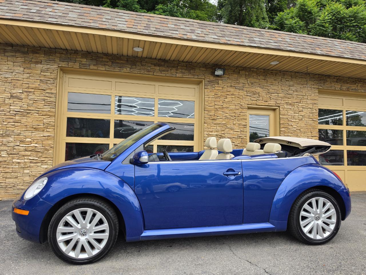 Volkswagen New Beetle S Convertible 2008