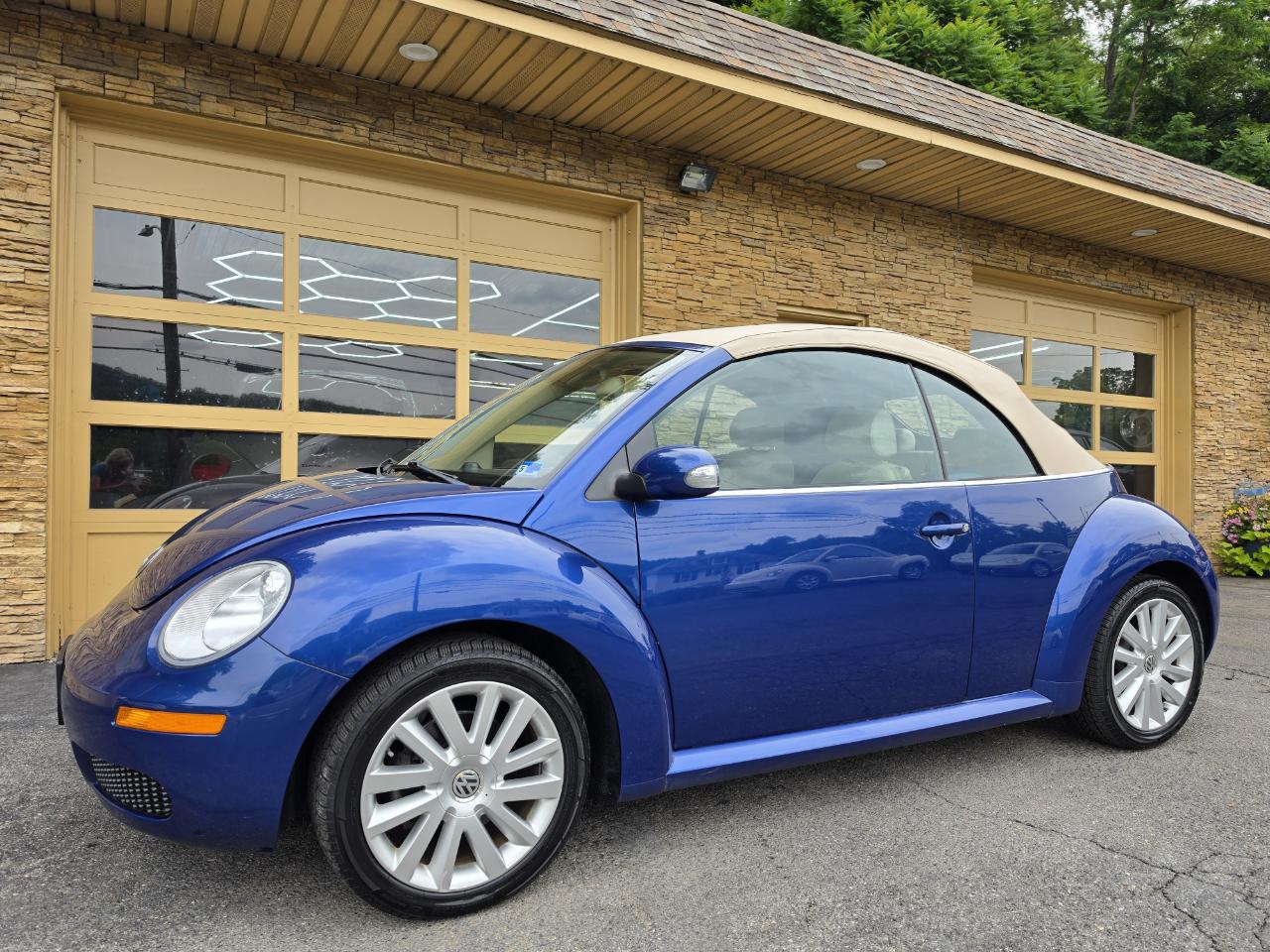Volkswagen New Beetle S Convertible 2008