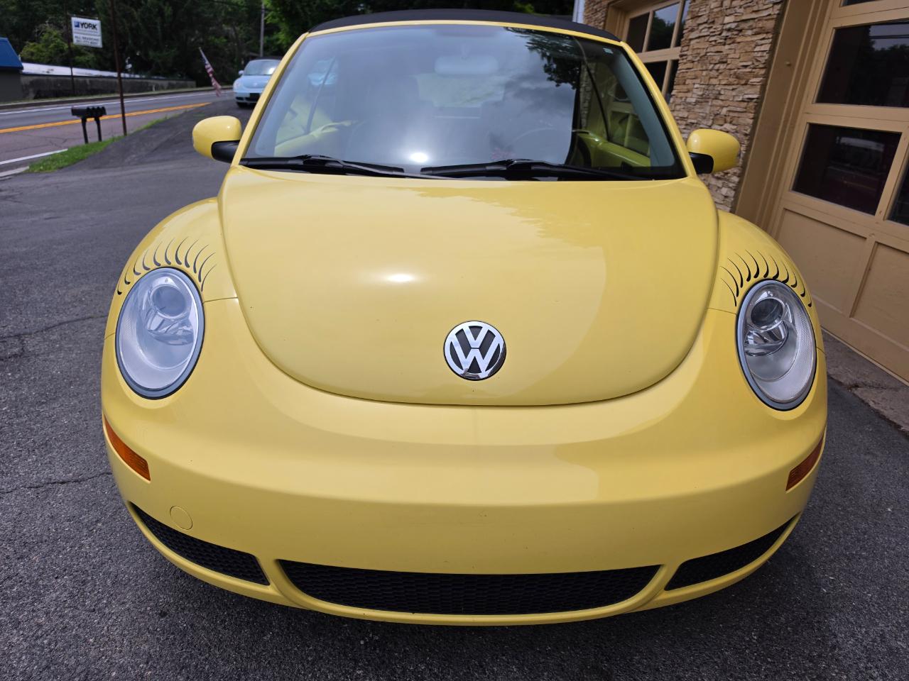 Volkswagen New Beetle SE Convertible 2008