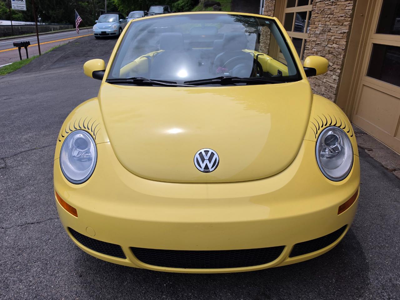 Volkswagen New Beetle SE Convertible 2008