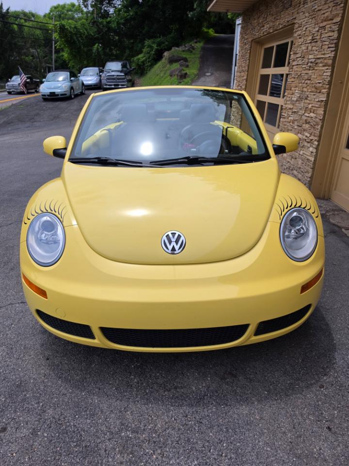 Volkswagen New Beetle SE Convertible 2008