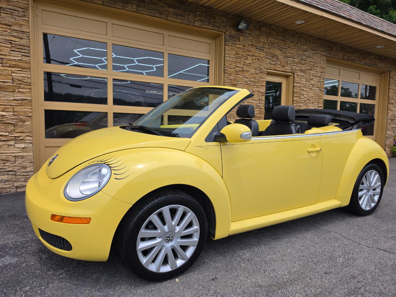 Volkswagen New Beetle SE Convertible 2008