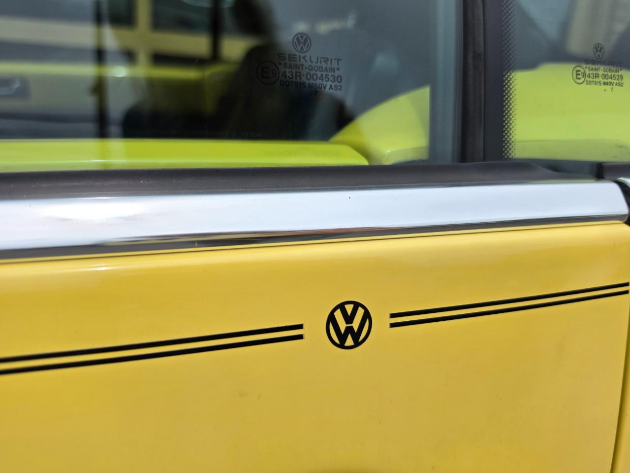 Volkswagen New Beetle SE Convertible 2008