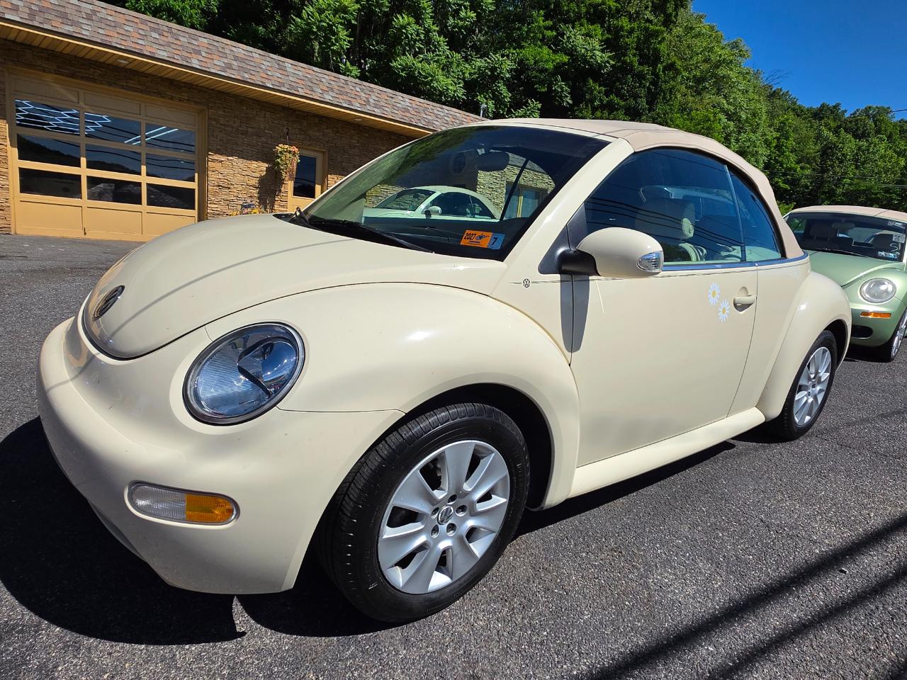 Volkswagen New Beetle GL 2.0L Convertible 2005