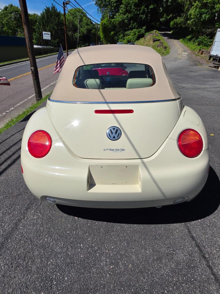Volkswagen New Beetle GL 2.0L Convertible 2005