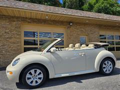 2005 Volkswagen New Beetle 