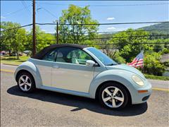 2010 Volkswagen New Beetle 