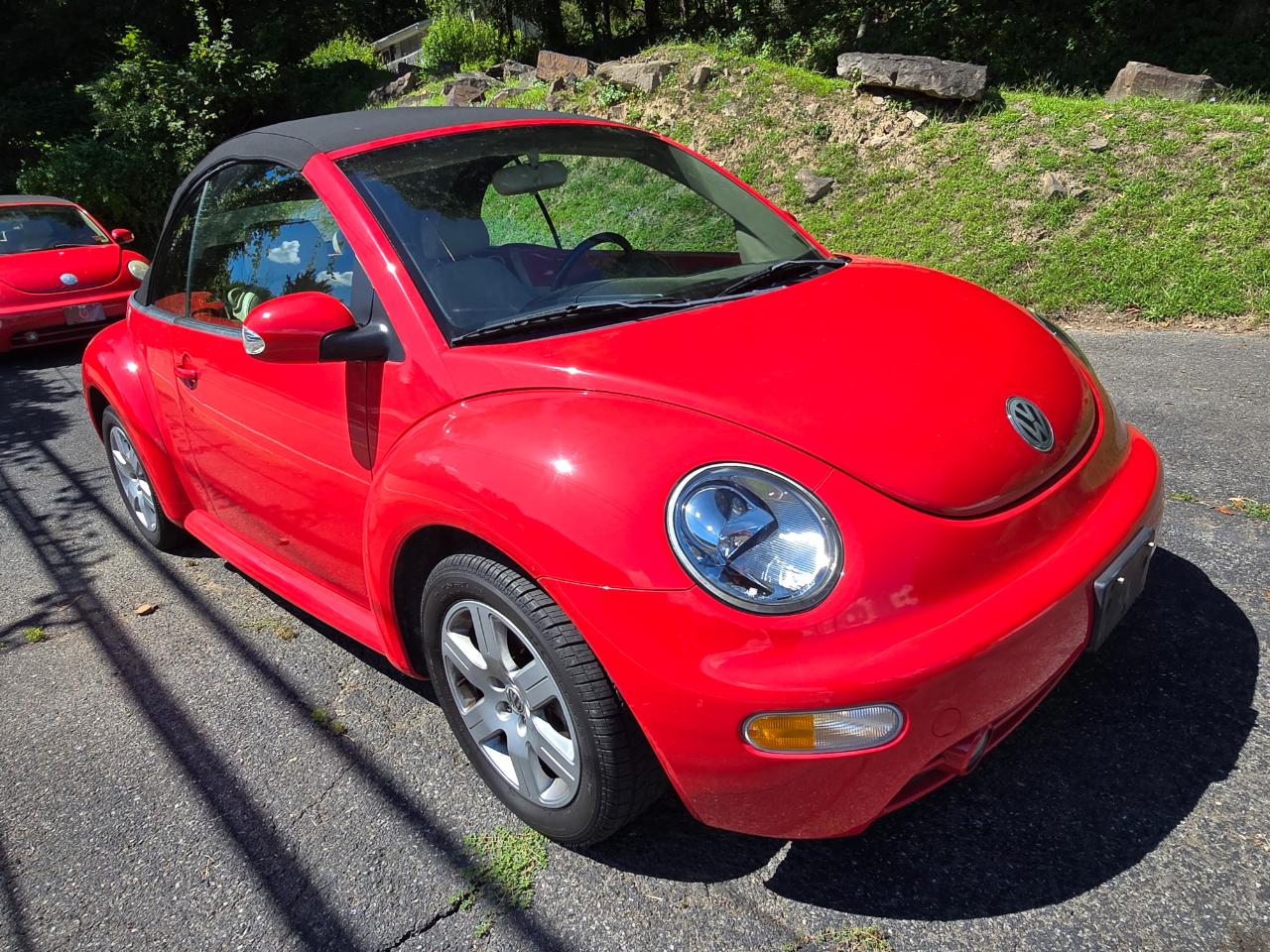 2004 Volkswagen New Beetle GLS 1.8L Convertible