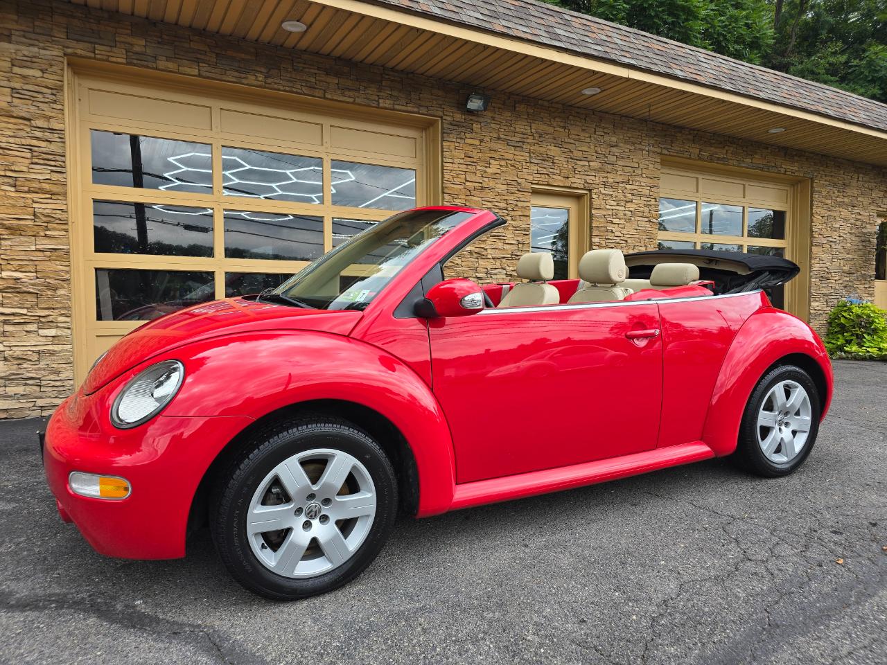 Volkswagen New Beetle GLS 1.8L Convertible 2004