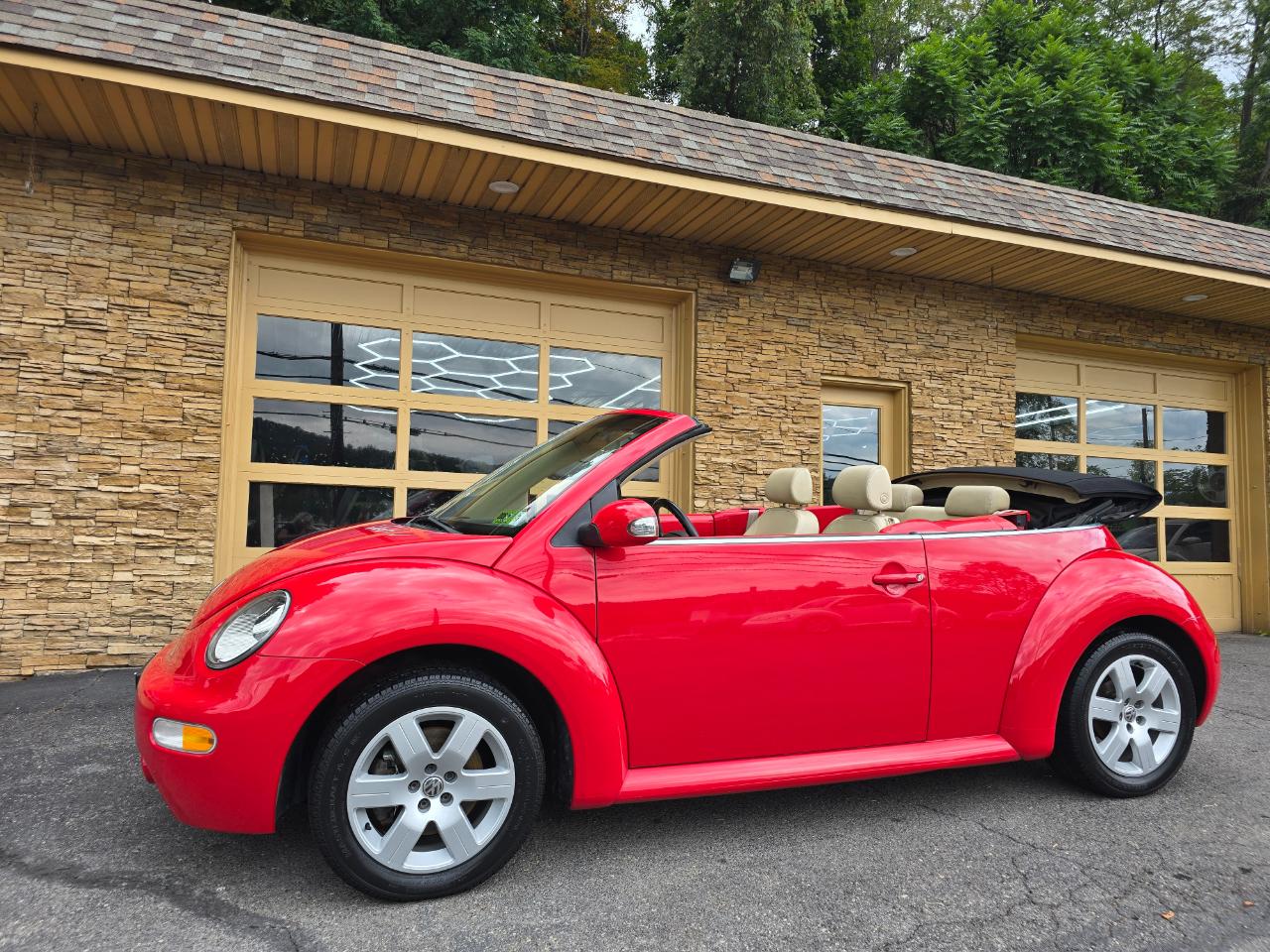 Volkswagen New Beetle GLS 1.8L Convertible 2004