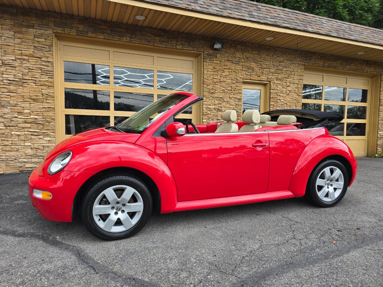 Volkswagen New Beetle GLS 1.8L Convertible 2004
