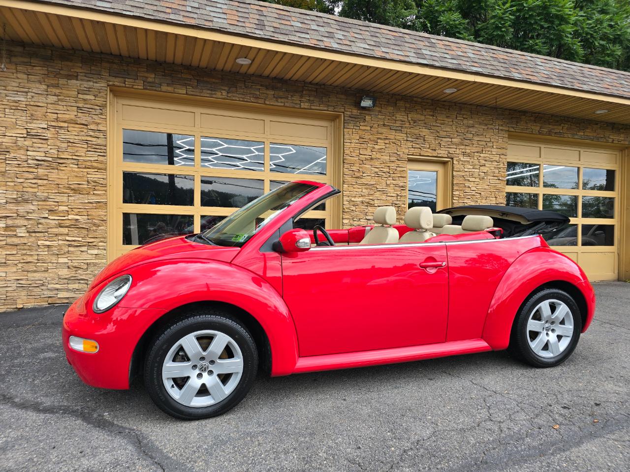 Volkswagen New Beetle GLS 1.8L Convertible 2004