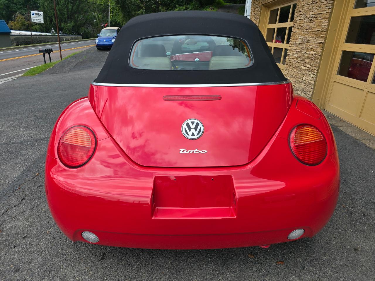 Volkswagen New Beetle GLS 1.8L Convertible 2004