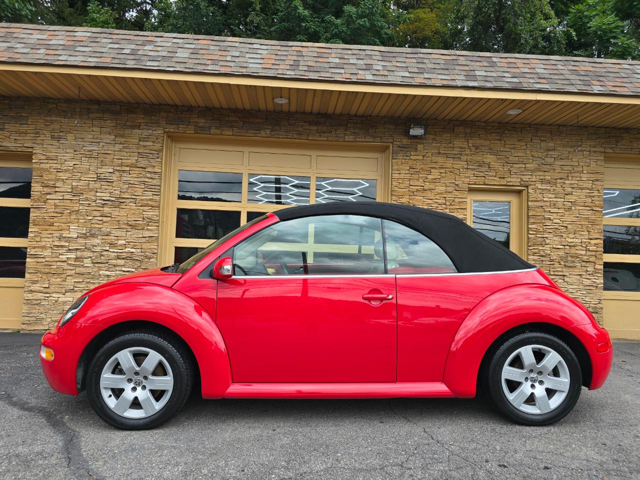 Volkswagen New Beetle GLS 1.8L Convertible 2004