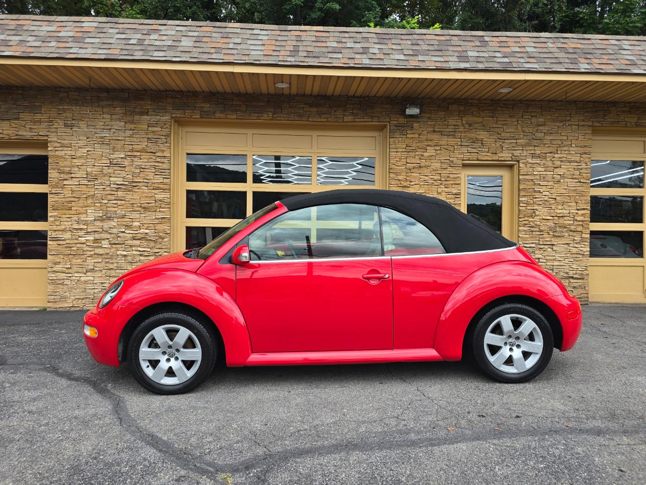 Volkswagen New Beetle GLS 1.8L Convertible 2004