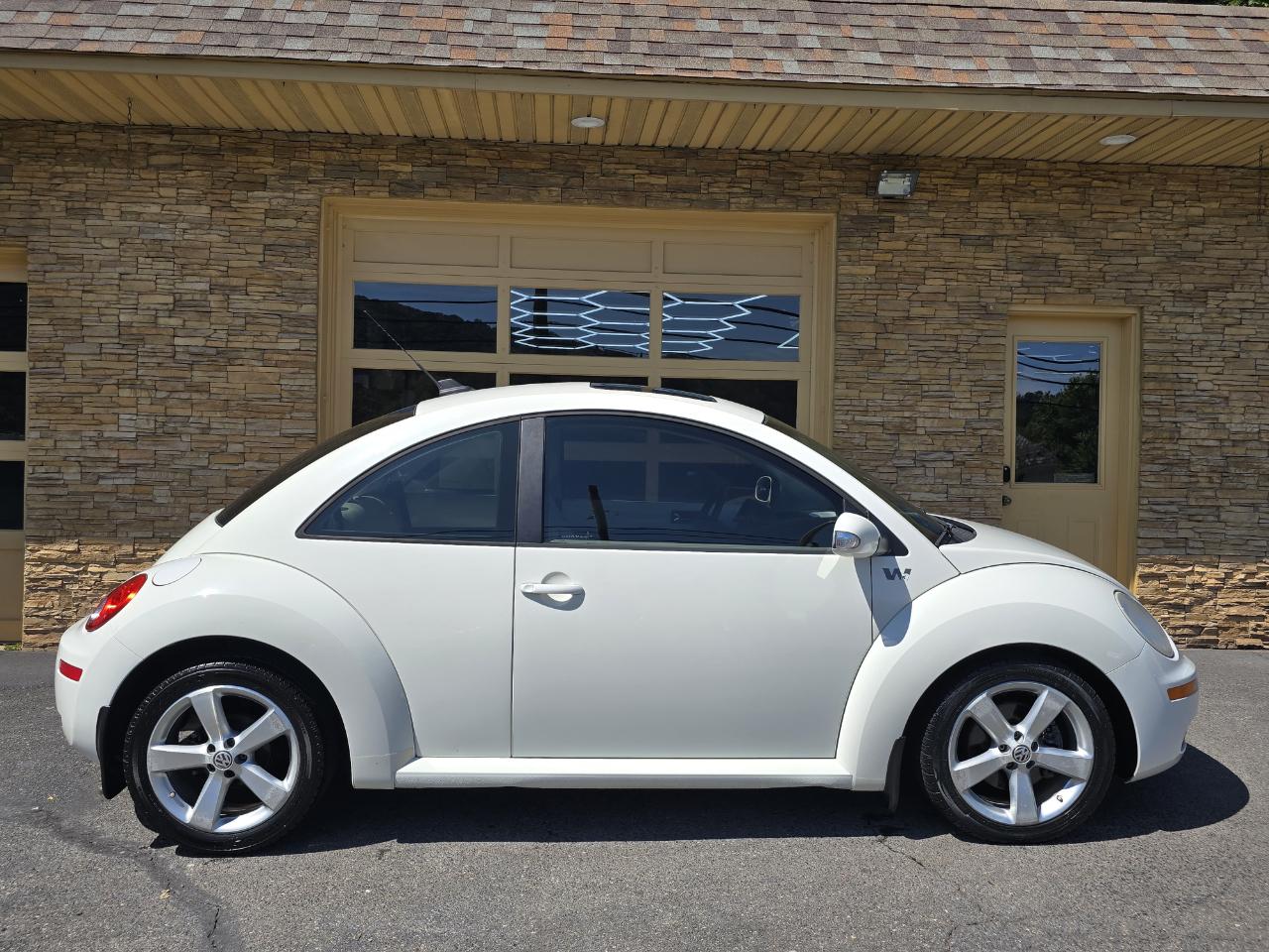 Volkswagen New Beetle  2008
