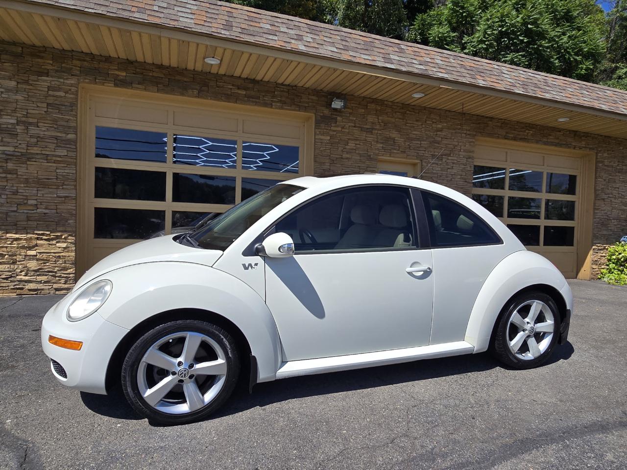 Volkswagen New Beetle  2008