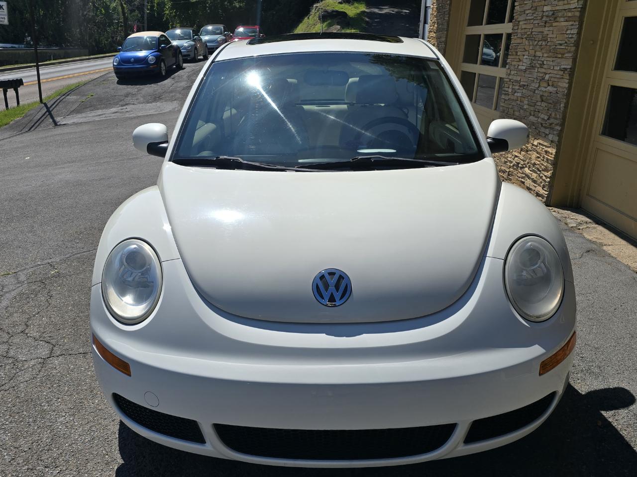 Volkswagen New Beetle  2008