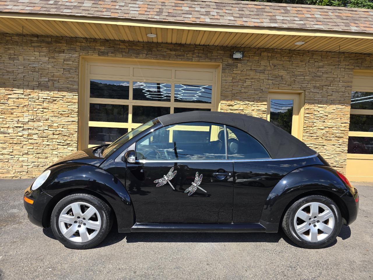 Volkswagen New Beetle 2.5L Convertible 2007