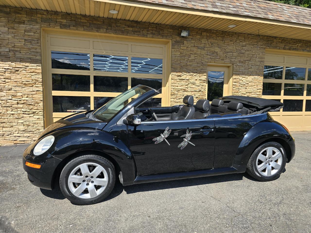 Volkswagen New Beetle 2.5L Convertible 2007