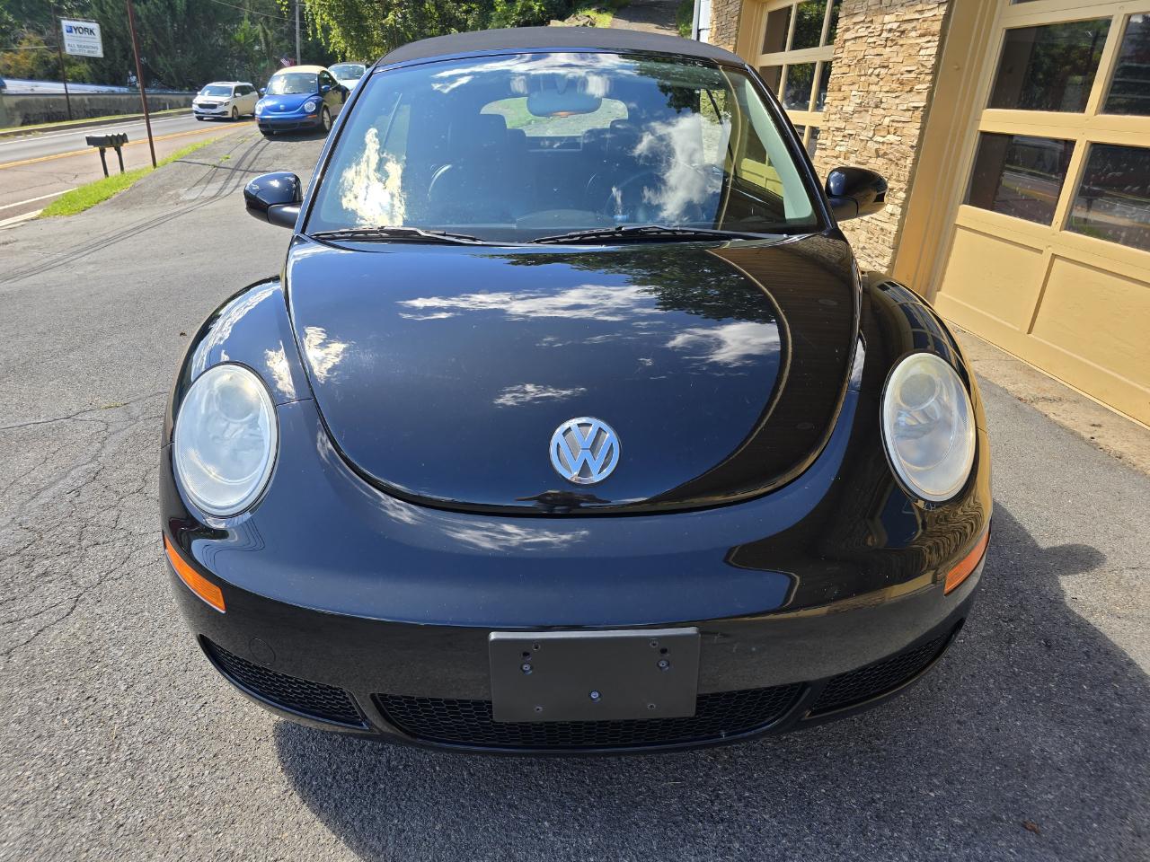 Volkswagen New Beetle 2.5L Convertible 2007