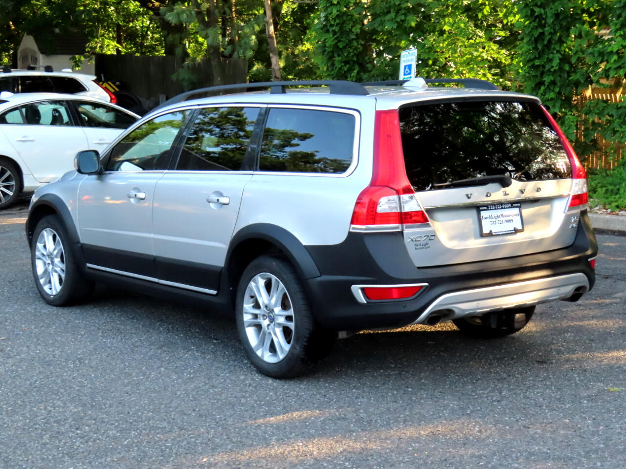 Volvo XC70 AWD 4dr Wgn T5 Premier 2016