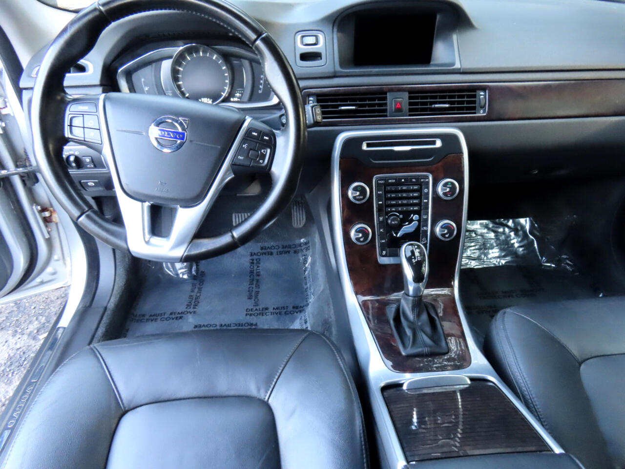 Volvo XC70 AWD 4dr Wgn T5 Premier 2016