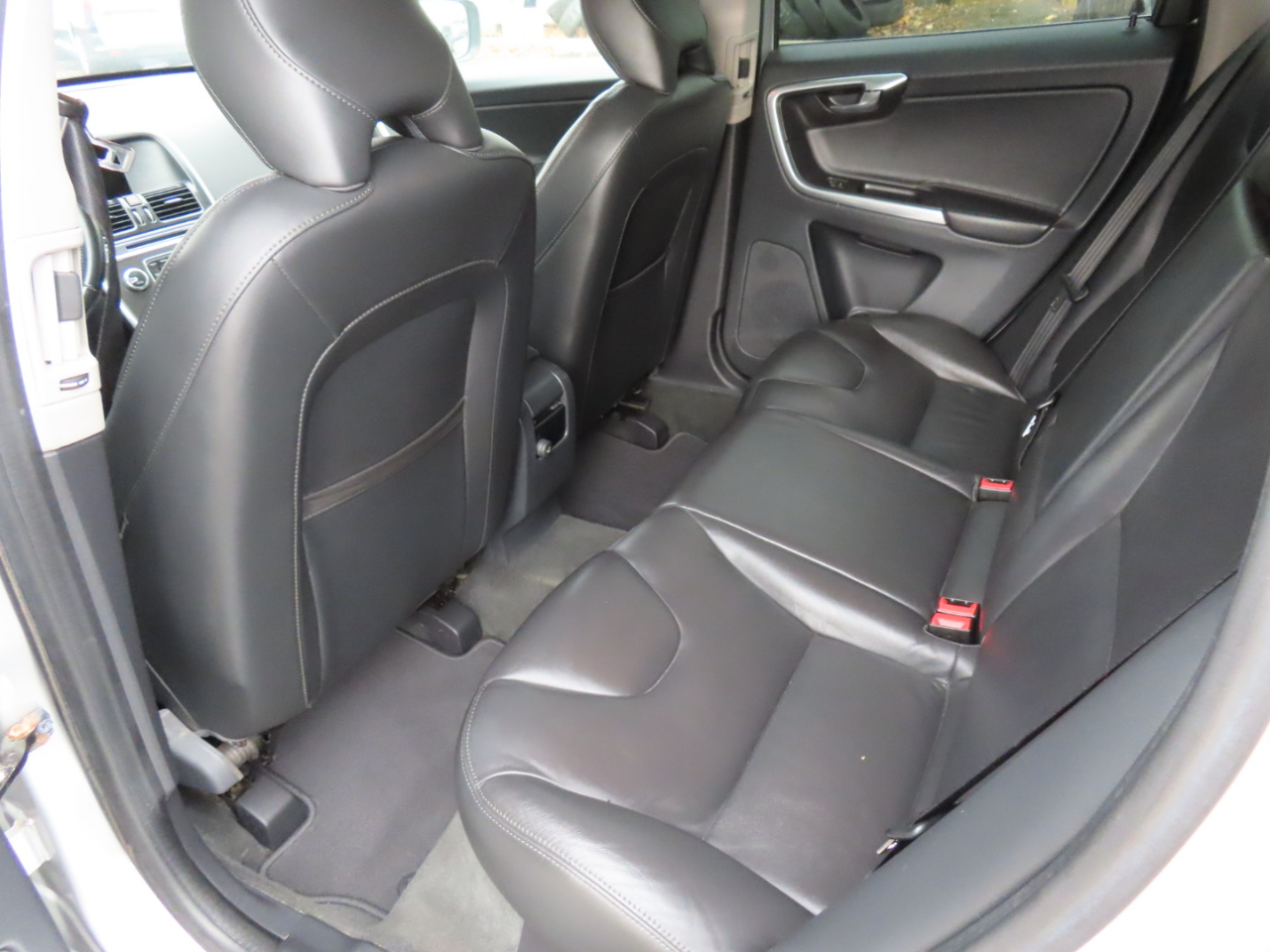 Volvo XC60 AWD 4dr T6 Drive-E 2016