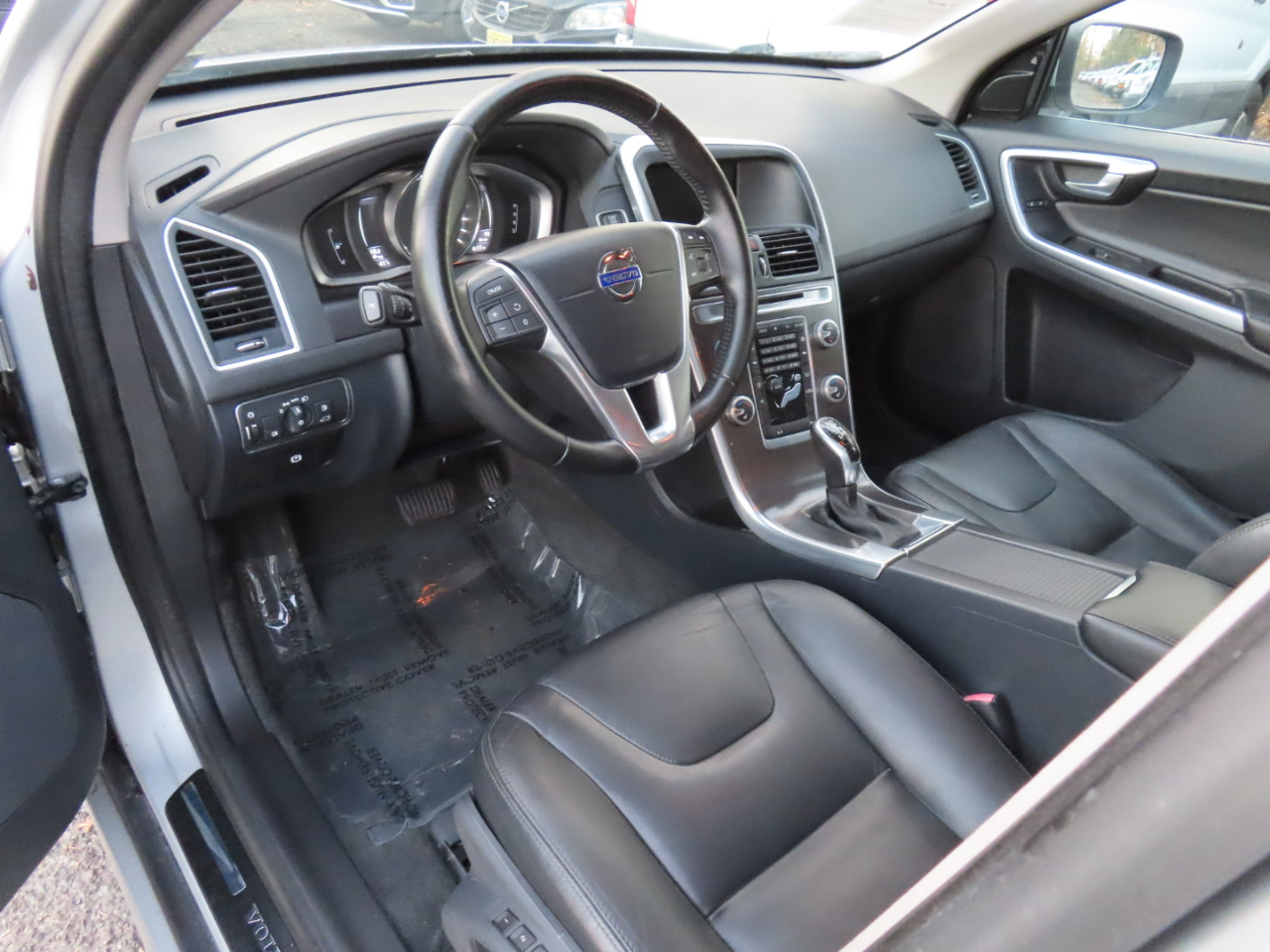 Volvo XC60 AWD 4dr T5 Premier 2016