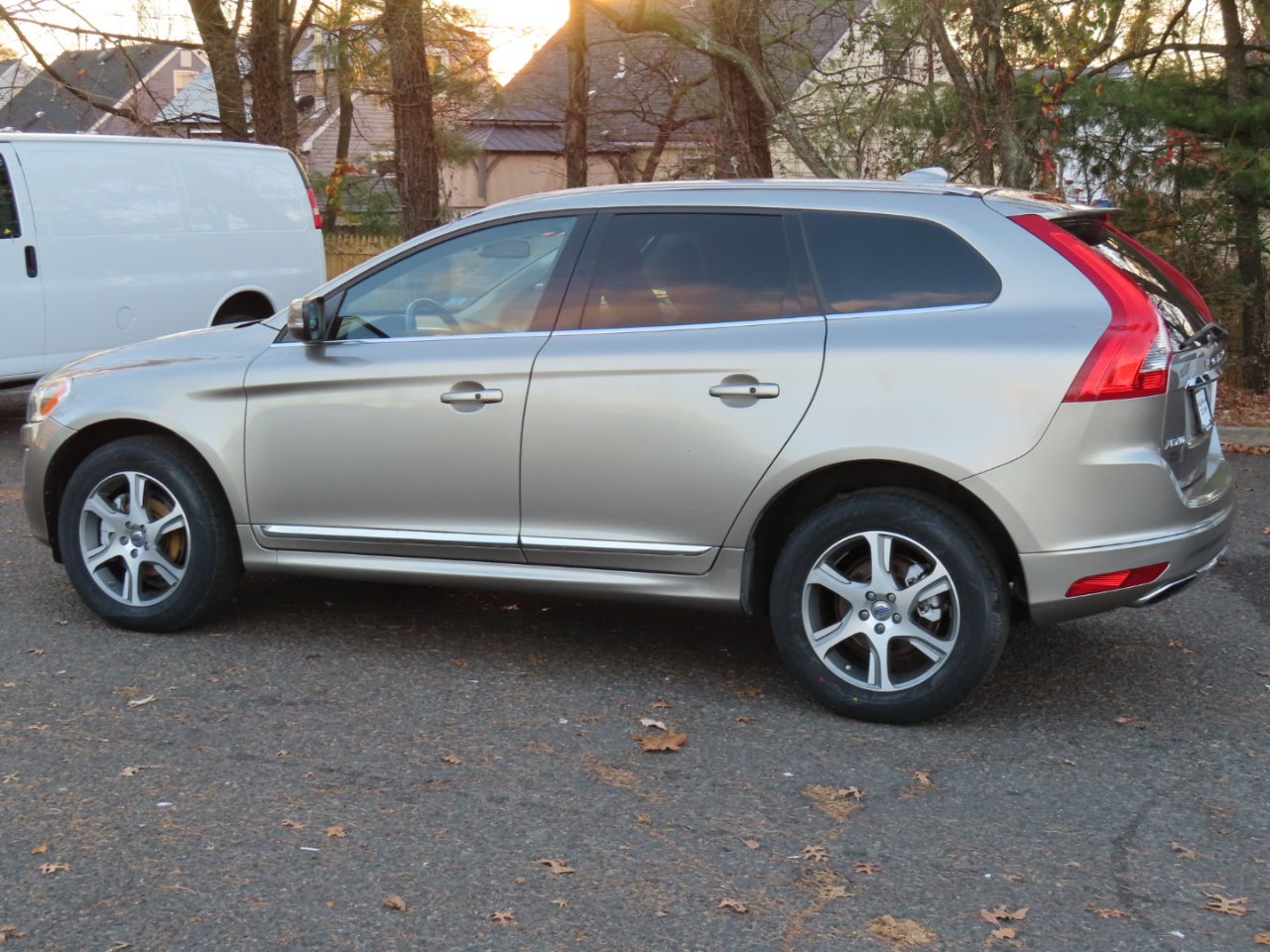 Volvo XC60 AWD 4dr T6 Premier Plus 2015
