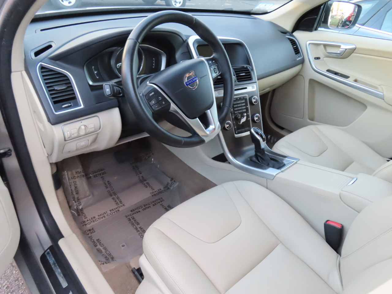 Volvo XC60 AWD 4dr T6 Premier Plus 2015