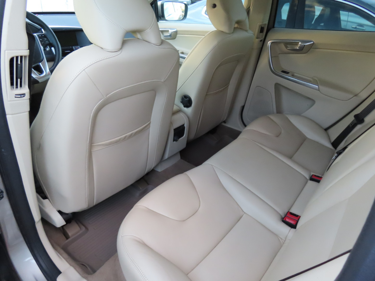 Volvo XC60 AWD 4dr T6 Premier Plus 2015