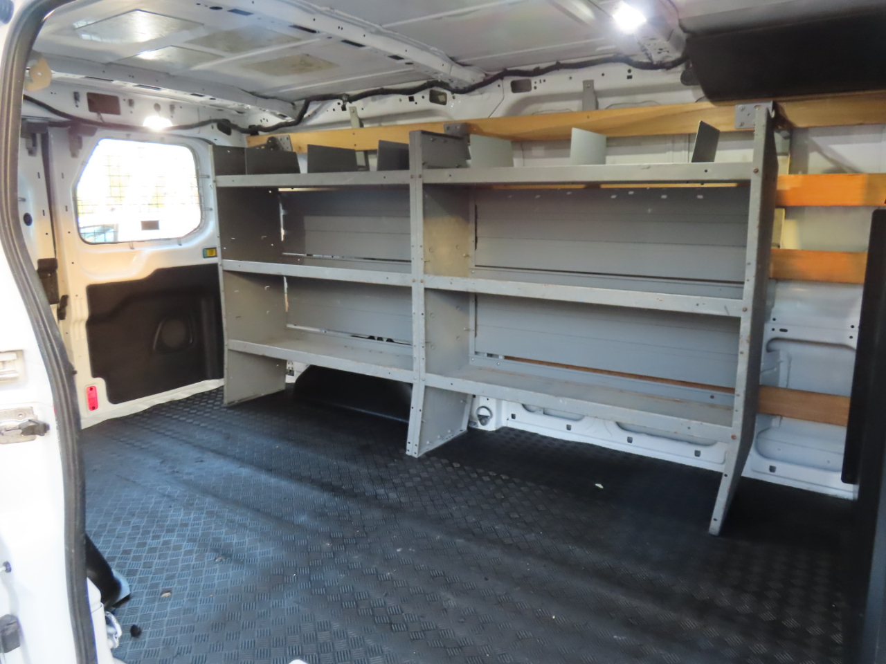 Ford Transit T-250 130" Low Rf 9000 GVWR Sliding RH Dr 2018