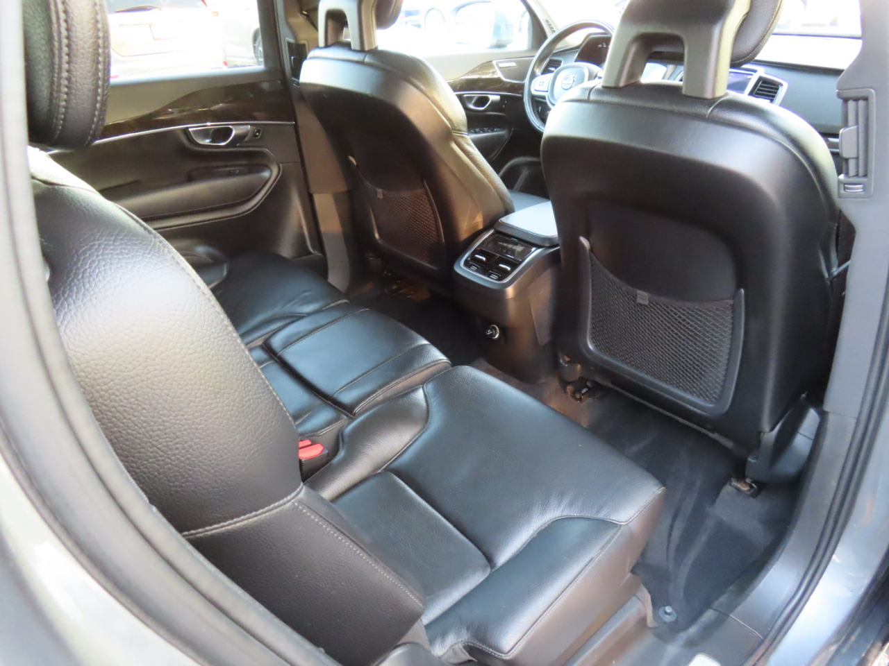 Volvo XC90 T6 AWD 7-Passenger Momentum 2018