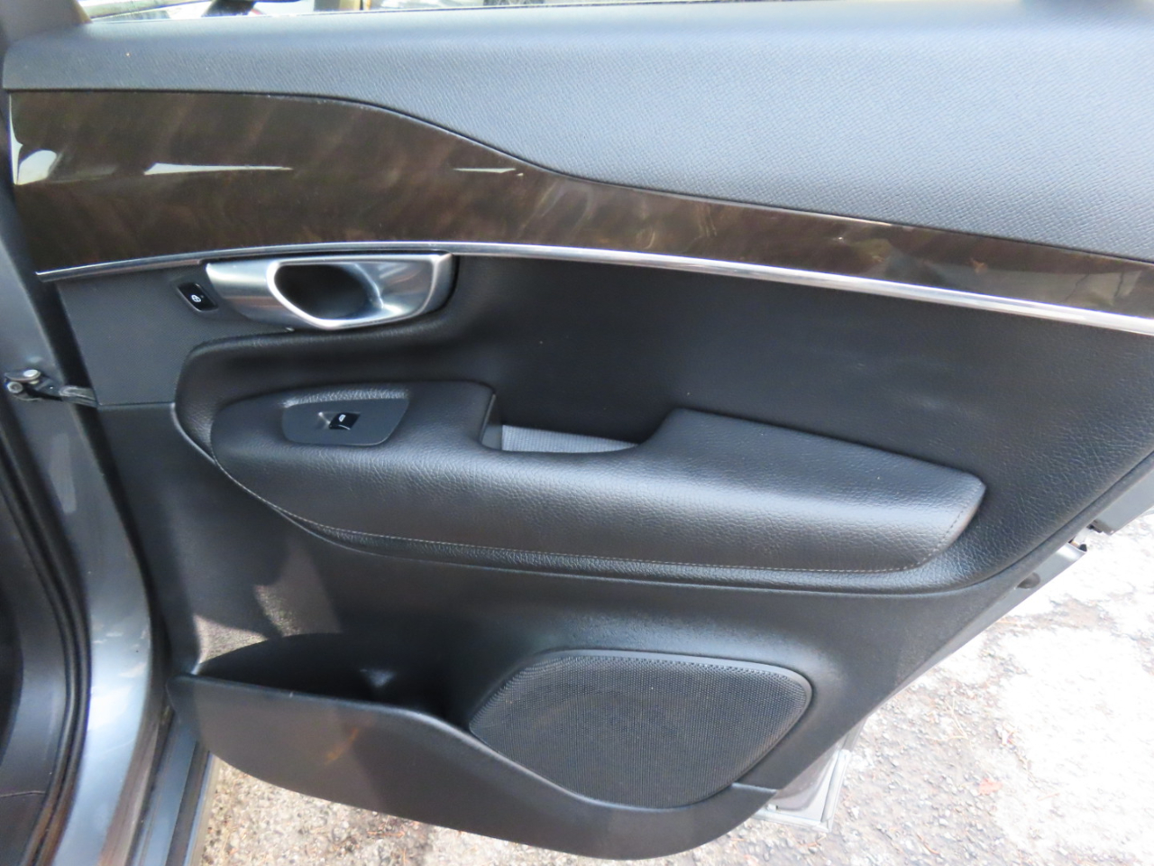 Volvo XC90 T6 AWD 7-Passenger Momentum 2018