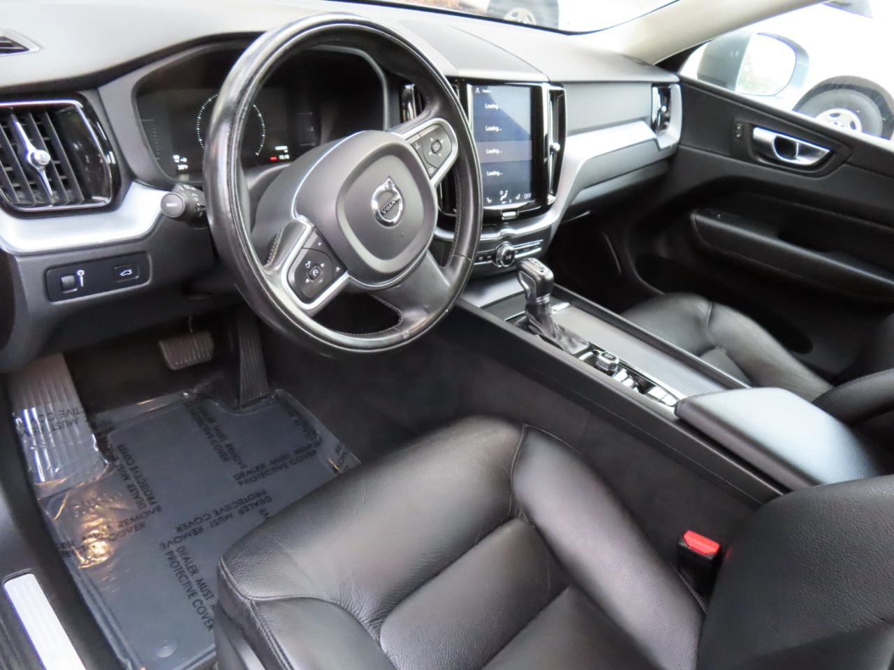 Volvo XC60 T6 AWD Momentum 2019