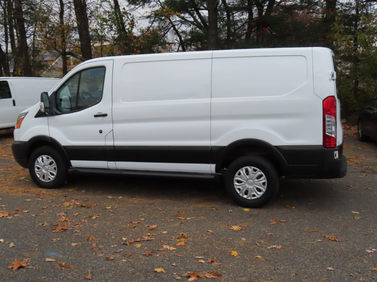Ford Transit T-250 130" Low Rf 9000 GVWR Sliding RH Dr 2019