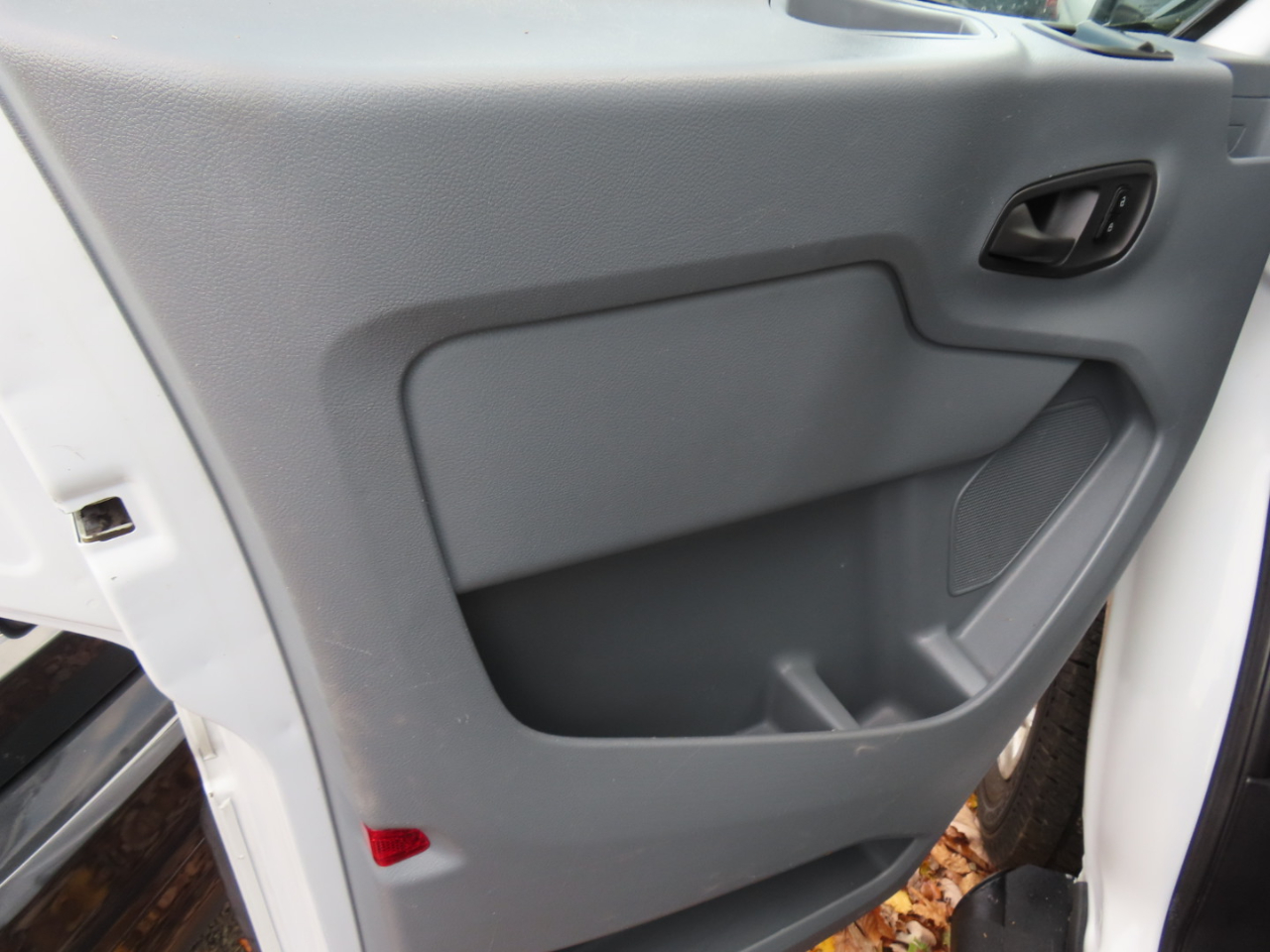 Ford Transit T-250 130" Low Rf 9000 GVWR Sliding RH Dr 2019