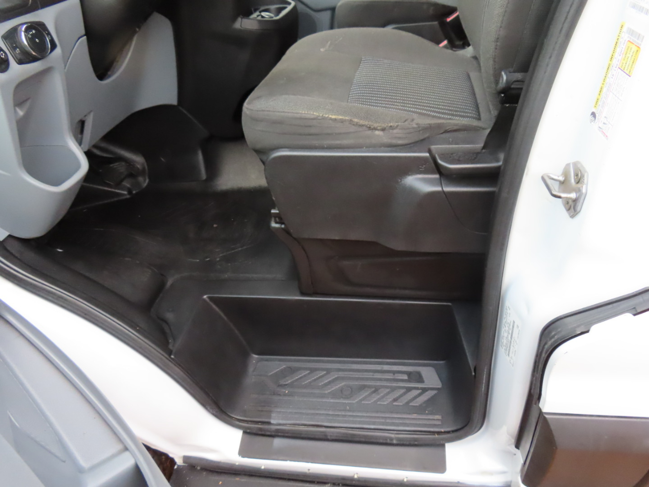 Ford Transit T-250 130" Low Rf 9000 GVWR Sliding RH Dr 2019