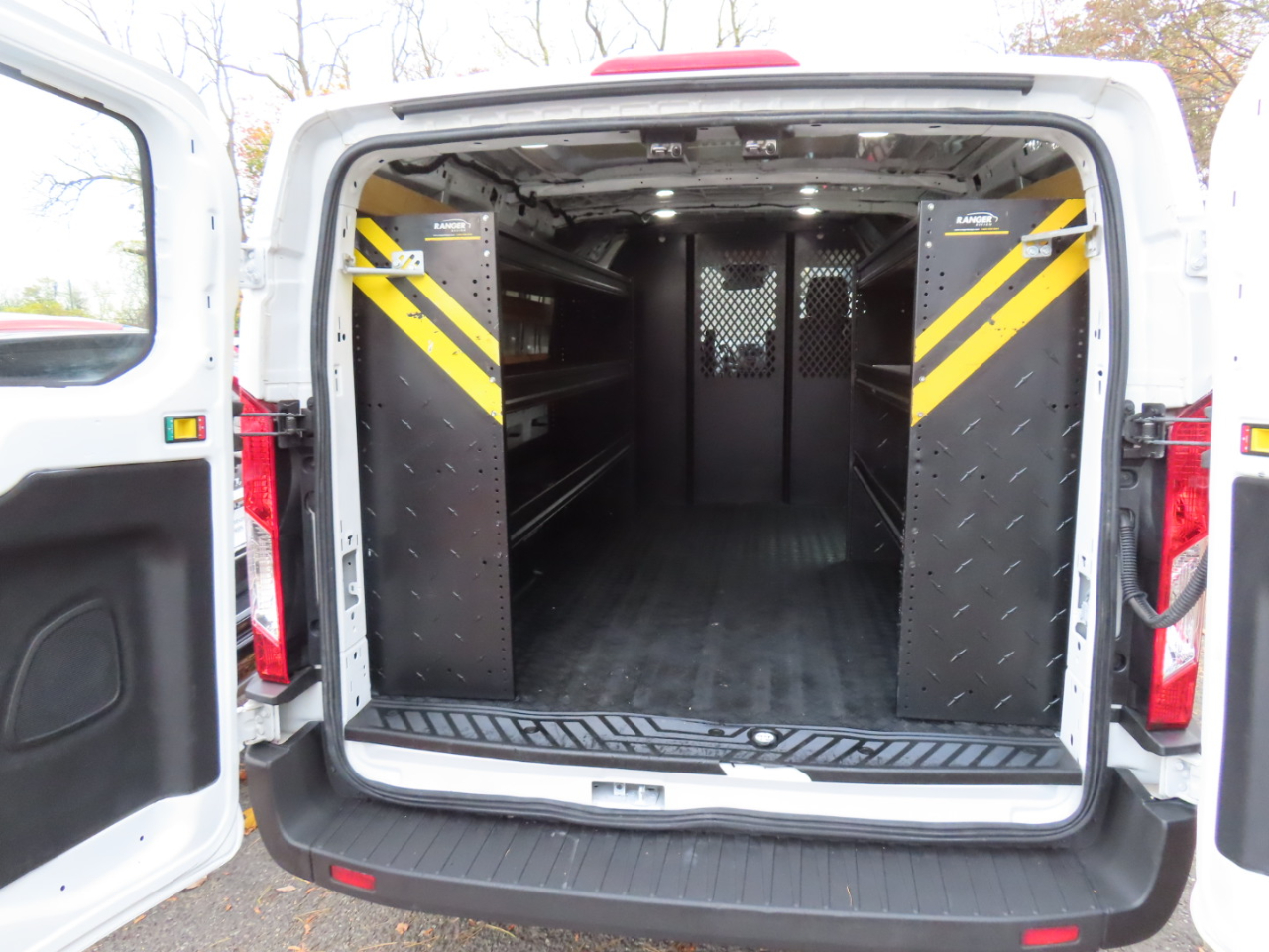 Ford Transit T-250 130" Low Rf 9000 GVWR Sliding RH Dr 2019